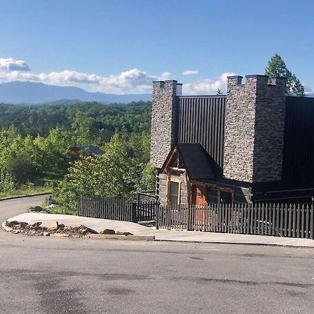 The Log Castle~Stunning Mountain Views~Hot Tub Villa Sevierville Bagian luar foto